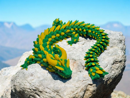 Kustīgs pūķis zaļš/dzeltens