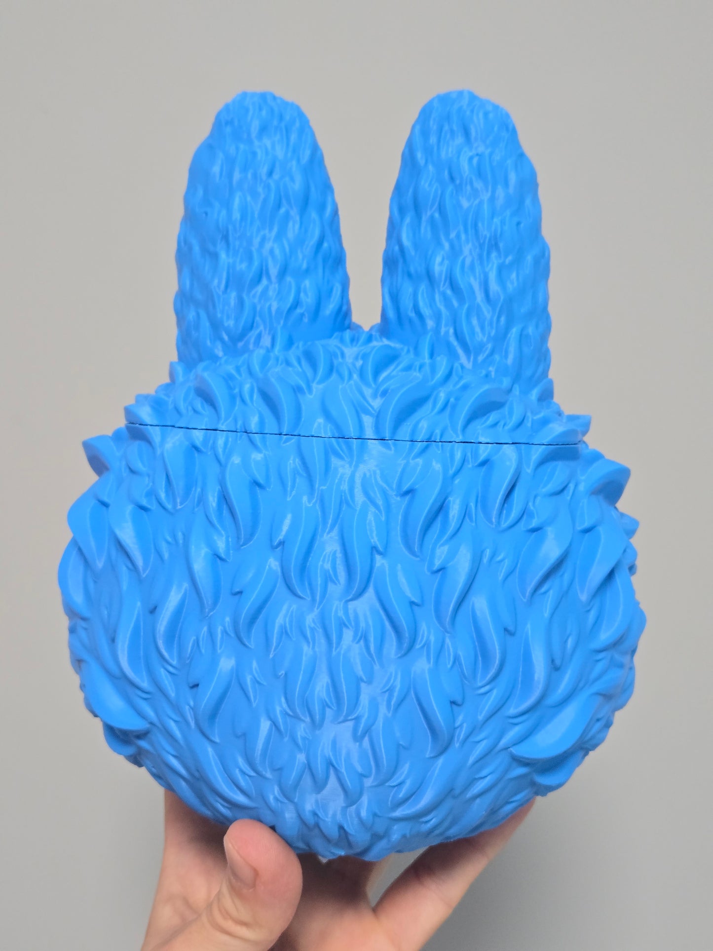 Labubu trauks - gaiši zils